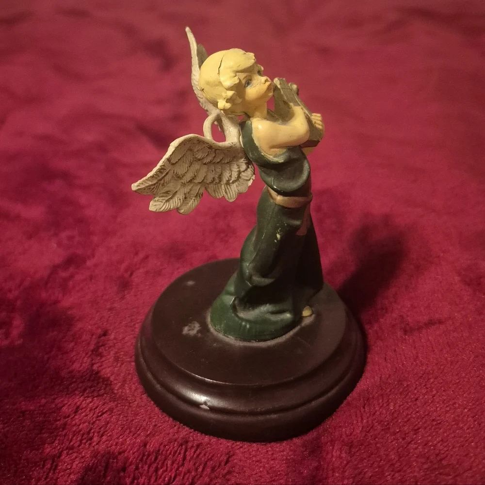 Vintage Angel On Woodstand -Musical